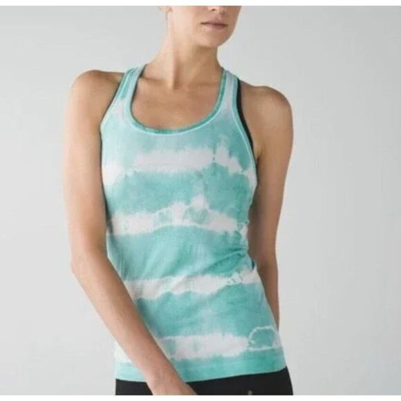 LULULEMON heather tranquil blue tie dye swiftly tank size 10 - Picture 7 of 7